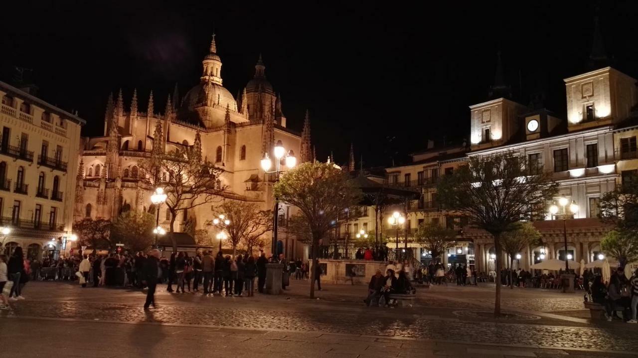El Balconcito De San Millan Apartman Segovia Kültér fotó