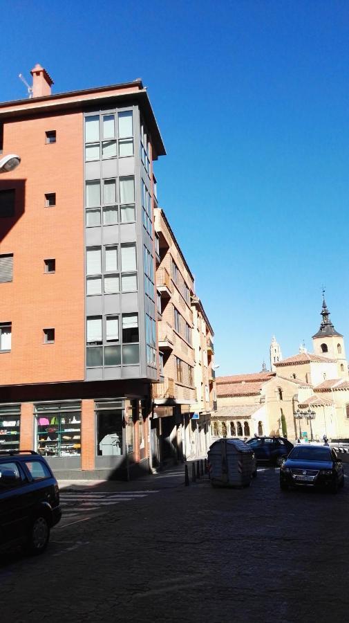 El Balconcito De San Millan Apartman Segovia Kültér fotó